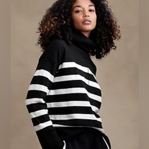 Banana Republic striped turtleneck sweater size small wool blend